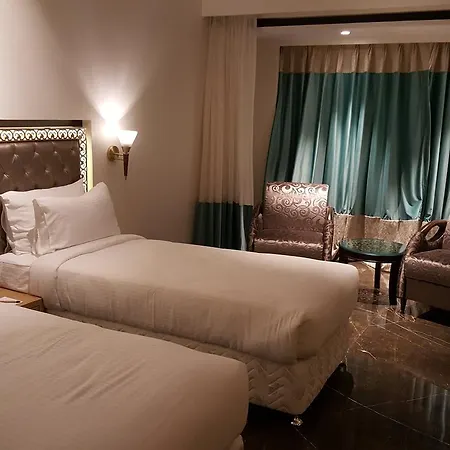Hotel Peninsula Redpine Mumbai Exterior photo